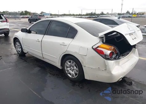 2011 Nissan Altima 2.5 S z USA, uszkodzony, nr VIN 1N4AL2AP6BN432476